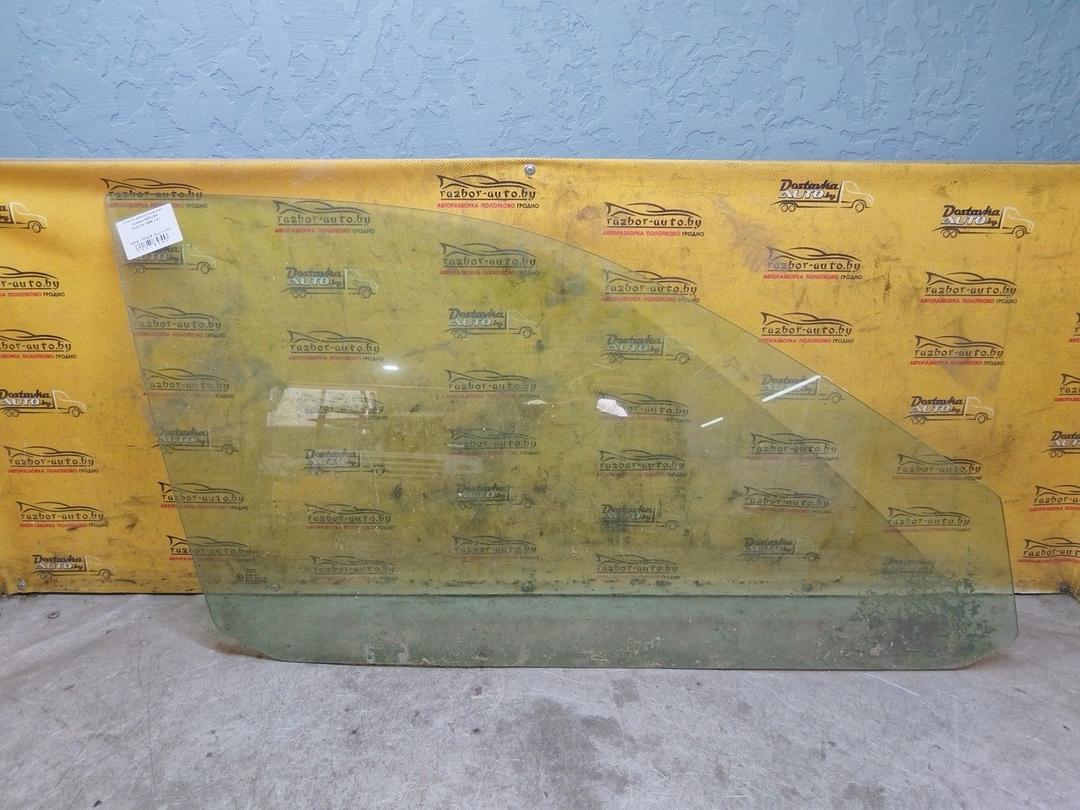 Стекло двери передней правой SD8USH Audi A4