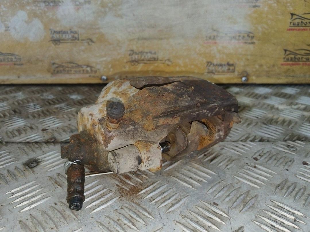 Суппорт передний правый 4J71QE Volkswagen Golf - Фото 4