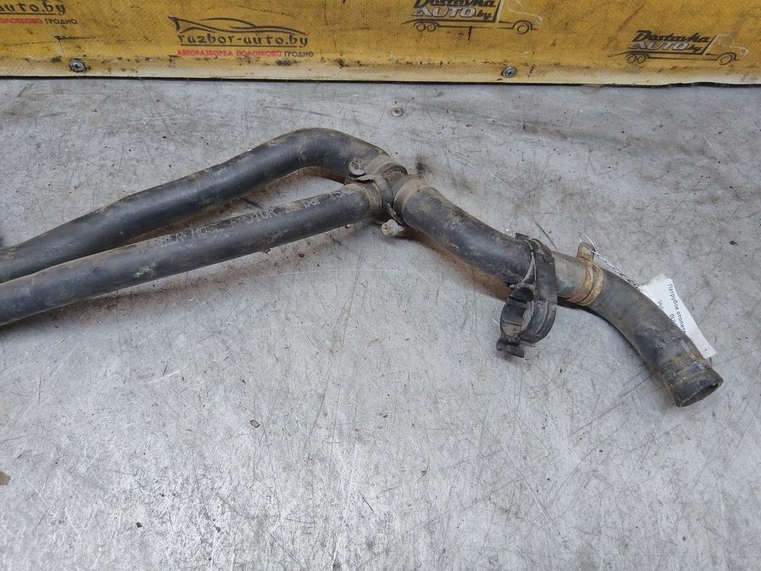 Патрубок отопителя (печки) 0UUYK6 Volvo S40 undefined