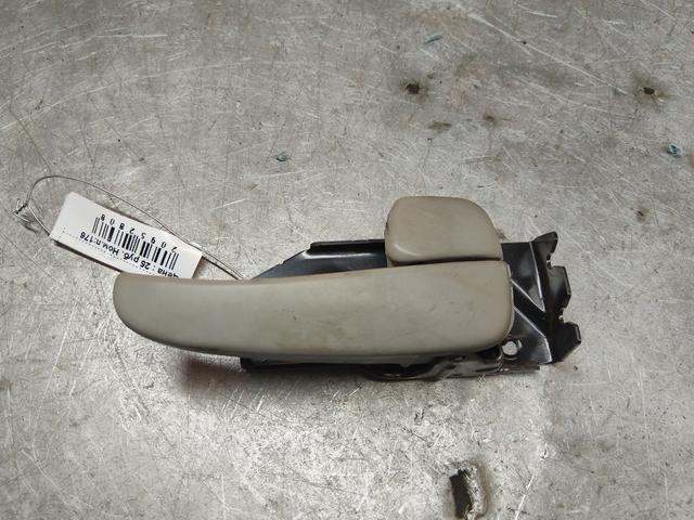 Ручка внутренняя передняя правая XTN64M Hyundai Trajet