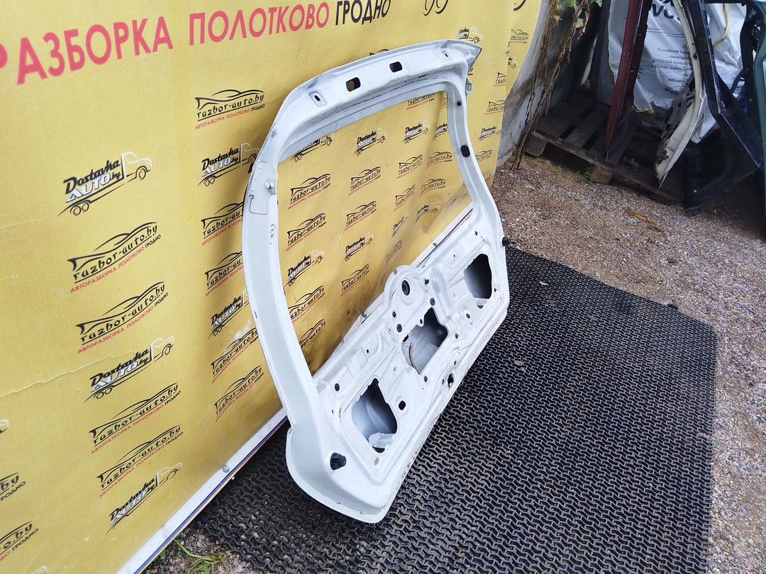 Крышка багажника (дверь 3-5) JYYBE3 Renault Clio купить с доставкой