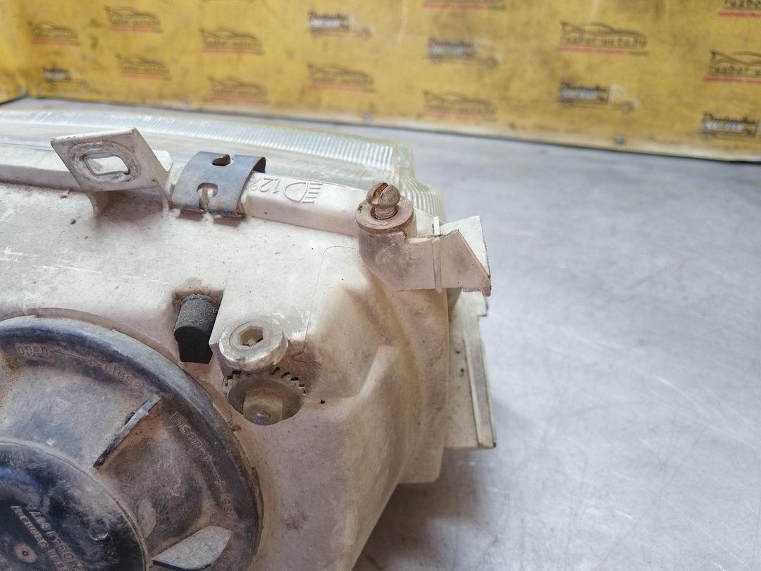 Фара правая DX9T40 Volkswagen Sharan купить в магазине запчастей бу