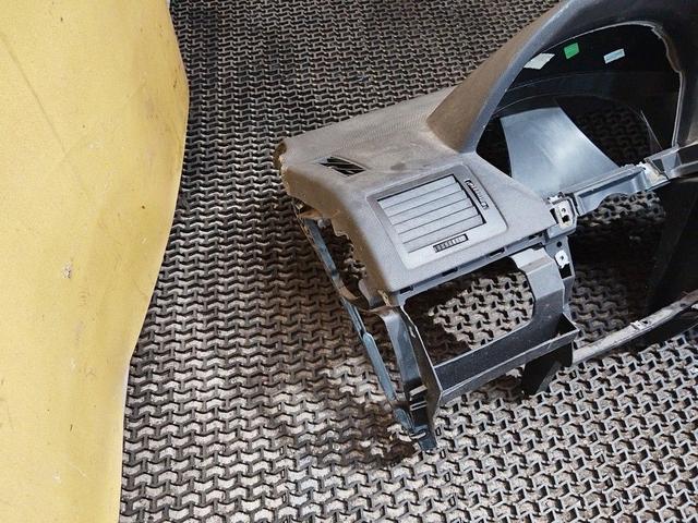 Панель передняя салона (торпедо) YGVTQ7 Skoda Fabia купить