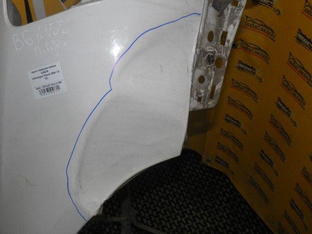 Крыло переднее правое 3J6Q79 Volkswagen Passat купить в магазине запчастей бу