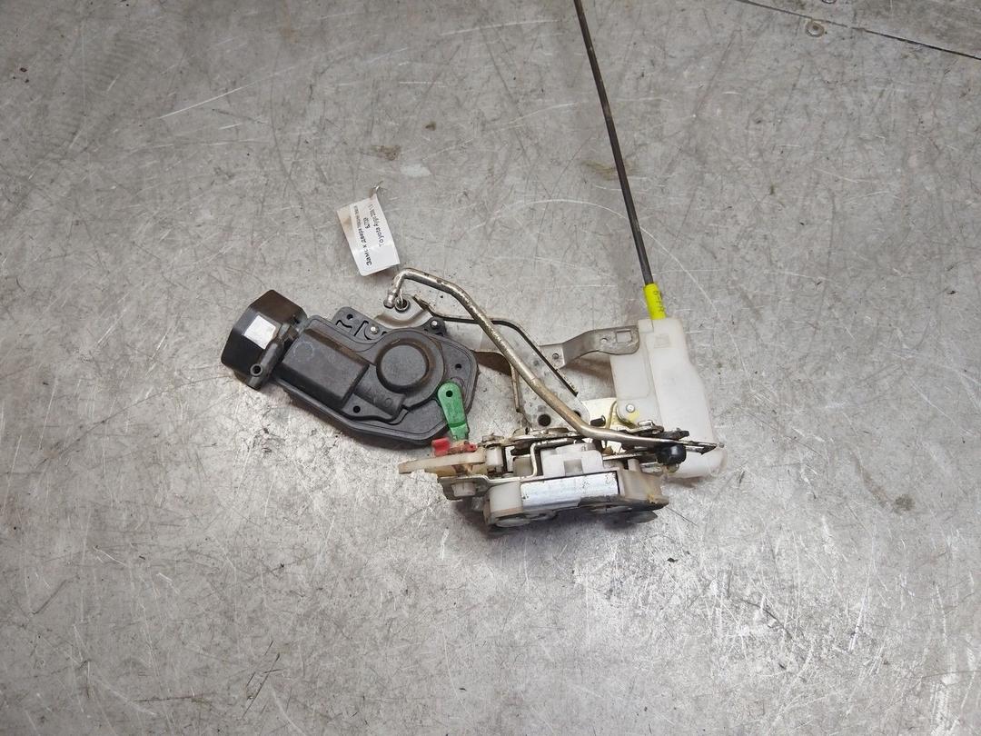 Замок двери передней левой 6J7C5P Toyota Aygo купить