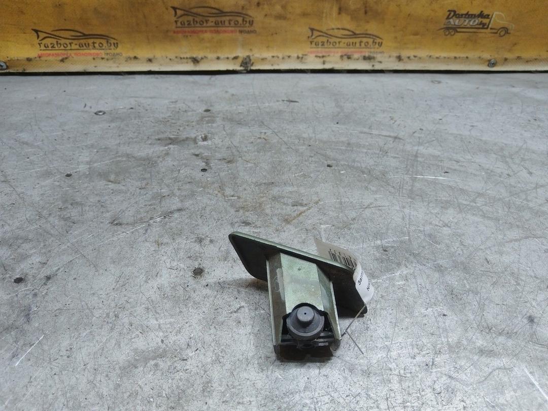 Заглушка (решетка) в бампер передний 0FBJR6 Nissan Almera купить с доставкой