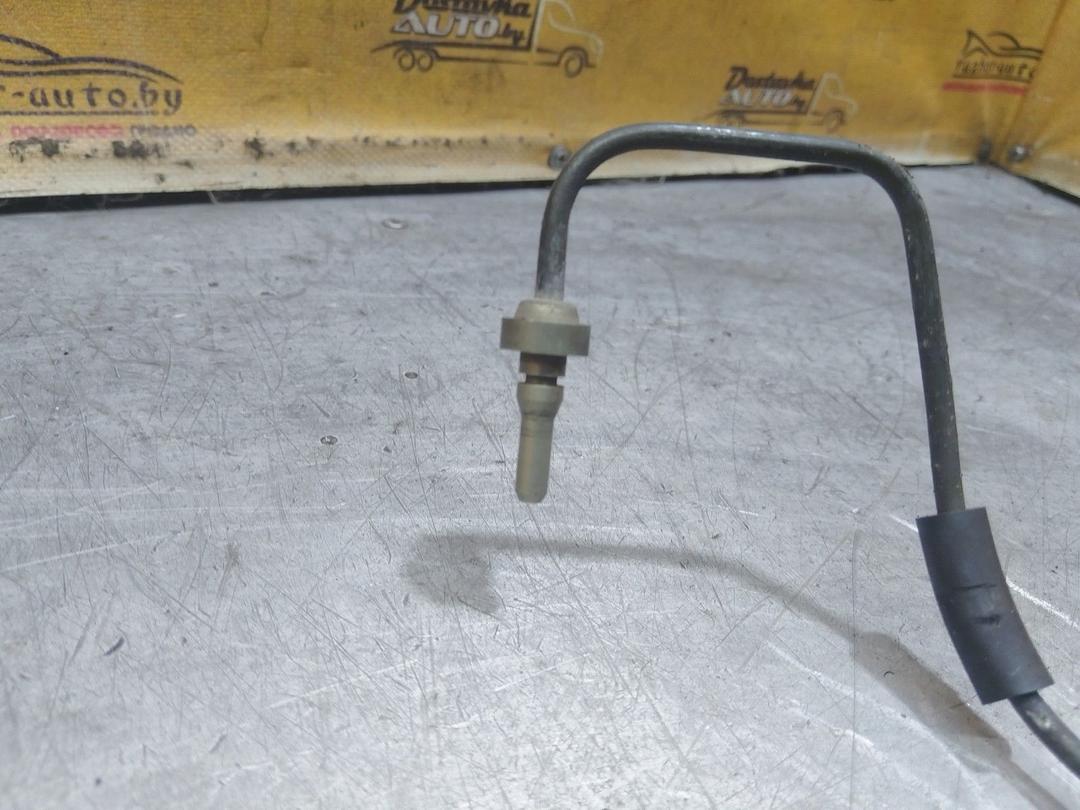 Трубка сцепления F5YEM8 Volkswagen Passat купить в магазине запчастей бу