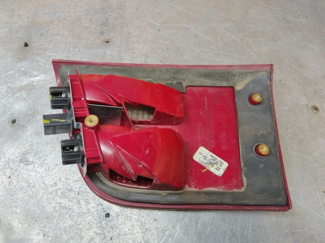 Фонарь крышки багажника левый 8RZO59 BMW X5 E53 купить