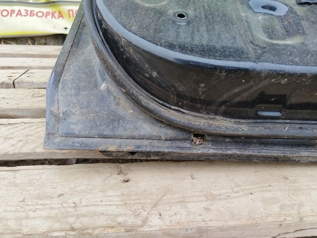 Дверь задняя правая MGB889 Toyota Yaris Verso купить на авторазборке