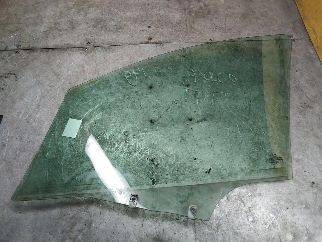 Стекло двери передней правой 04NLYT Peugeot 207 купить с доставкой