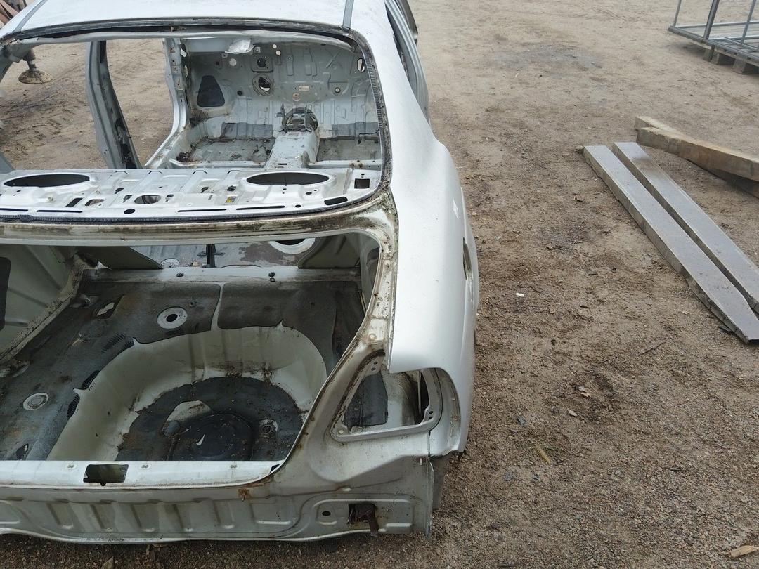 Крыло заднее правое 0B1O5K Daewoo Leganza купить с доставкой