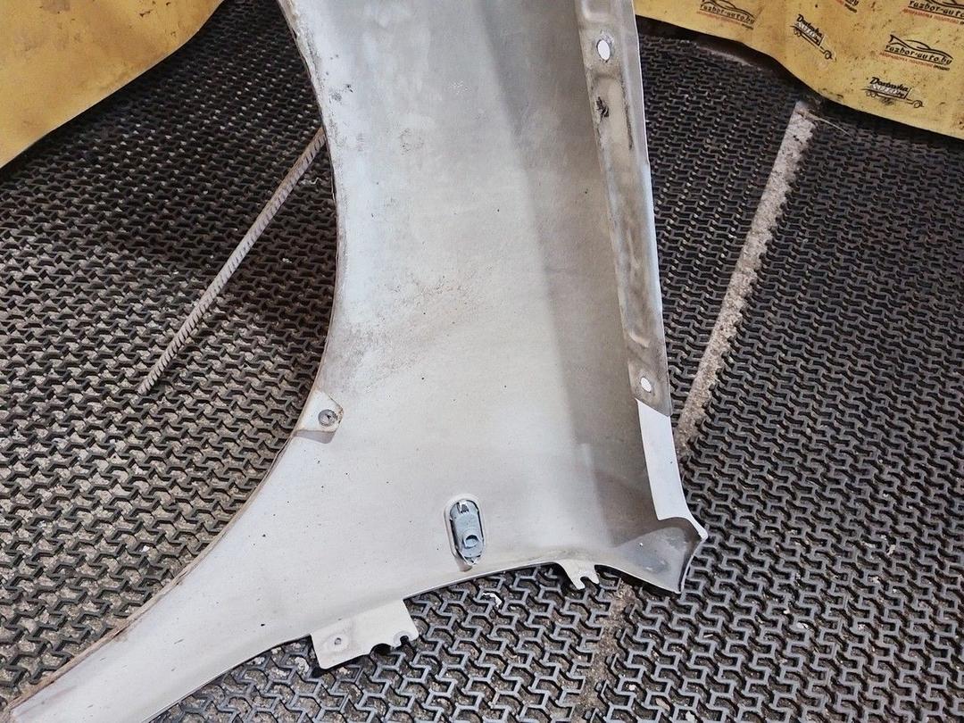 Крыло переднее правое JLYJKD Volkswagen Passat undefined