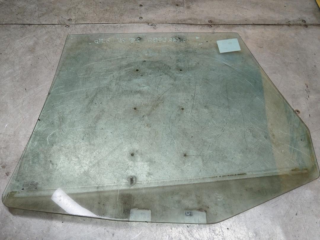 Стекло двери задней правой 46RF27 Seat Cordoba купить с доставкой