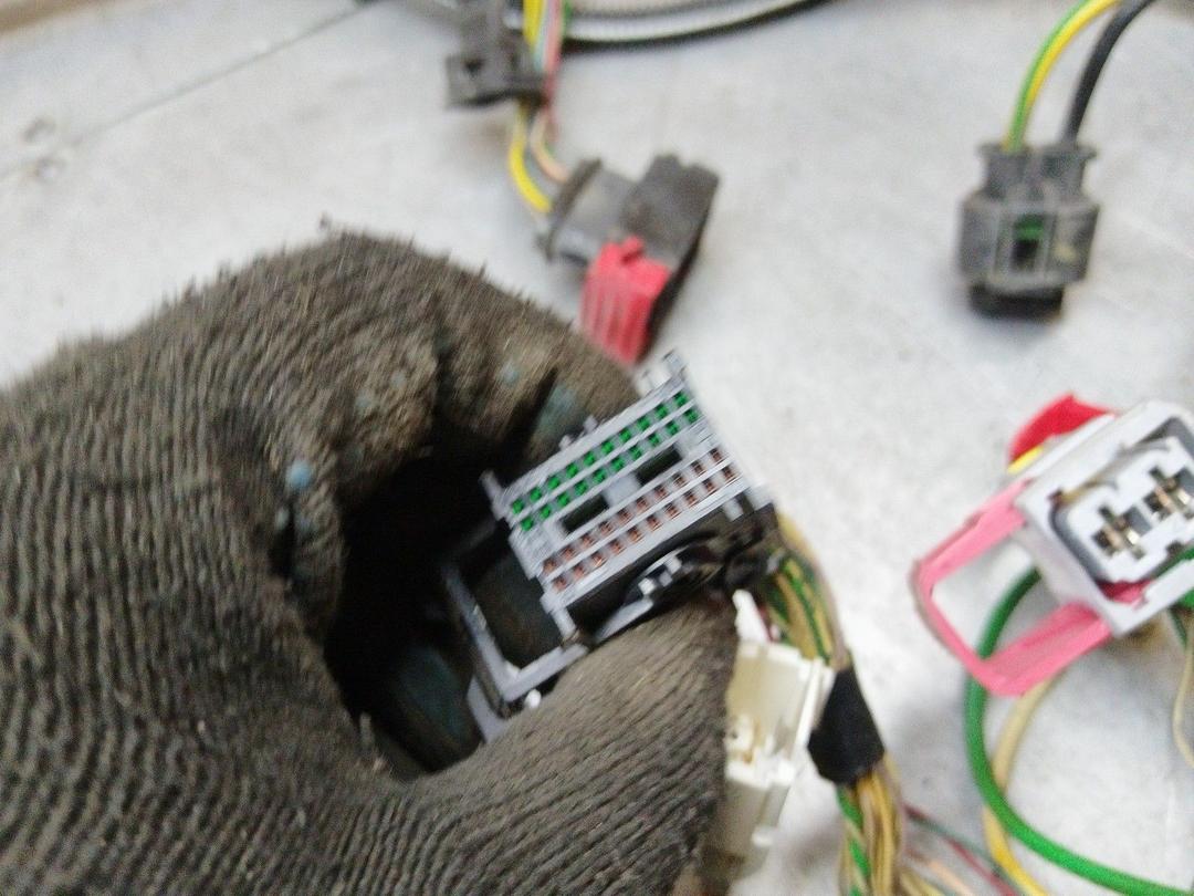 Проводка JHCIW8 Peugeot 307 undefined