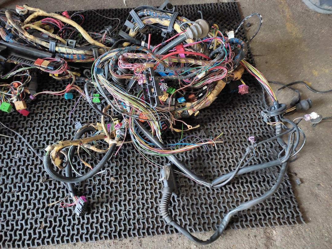 Проводка XH9EVM Audi A6 купить в магазине запчастей бу