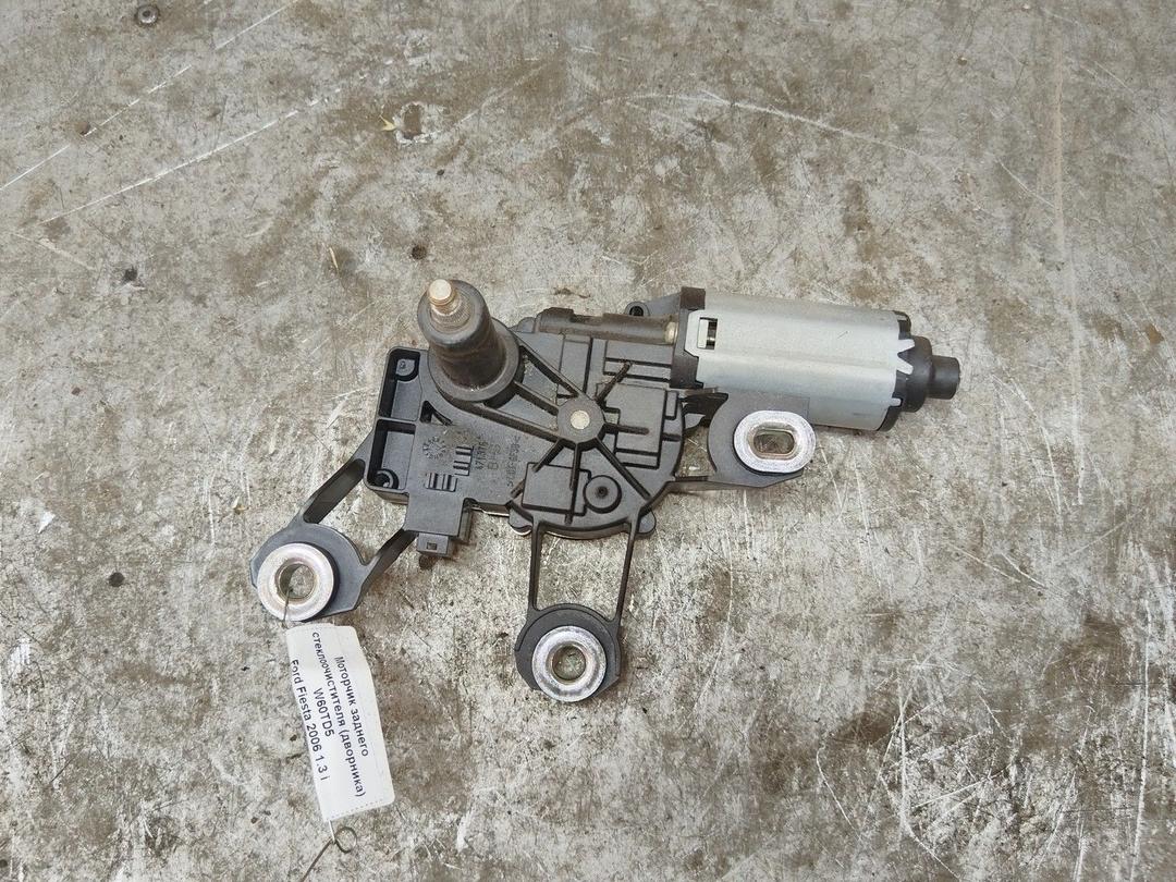 Моторчик заднего стеклоочистителя (дворника) W60TD5 Ford Fiesta купить