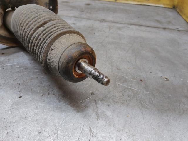 Амортизатор передний правый ON6BPF Hyundai Trajet купить