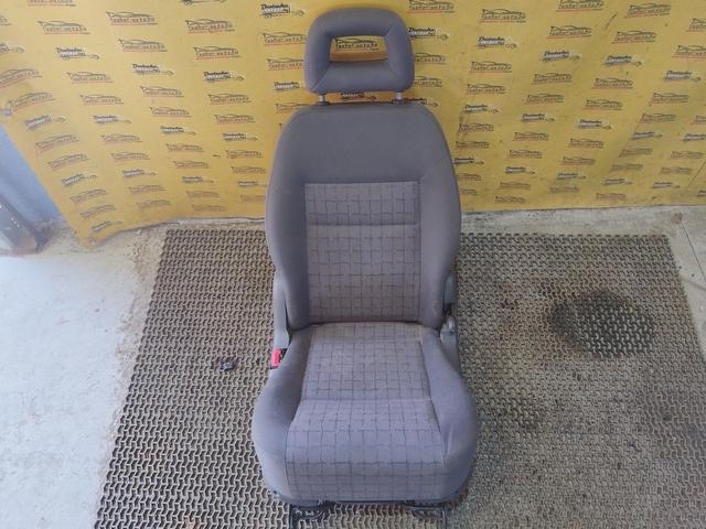 Сиденье заднее 0NT6C1 Seat Alhambra