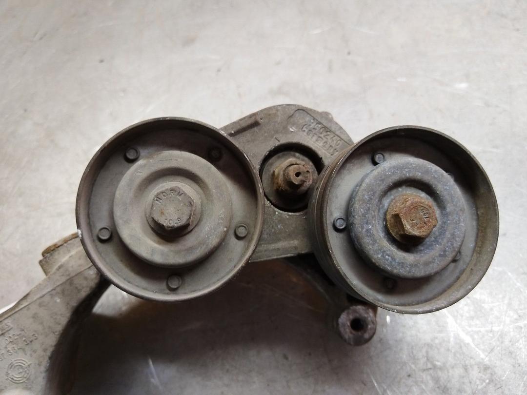 Натяжитель ремня генератора SQ83T2 Opel Meriva - Фото 6