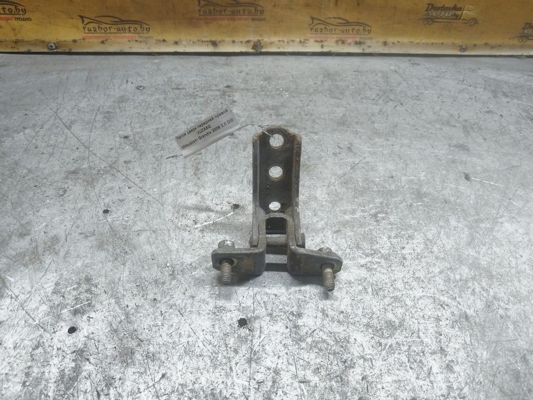 Петля двери передней правой VUZA5Q Mitsubishi Grandis купить в магазине запчастей бу