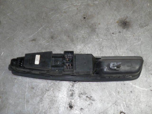 Блок управления стеклоподъемниками 9IM72U Volvo V40 купить с доставкой