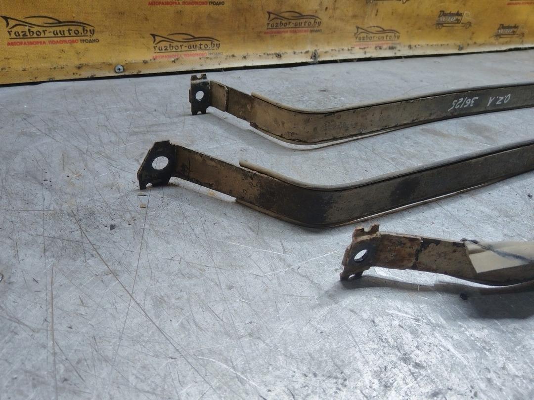 Крепление топливного бака X8IEI4 Opel Zafira купить в магазине запчастей бу