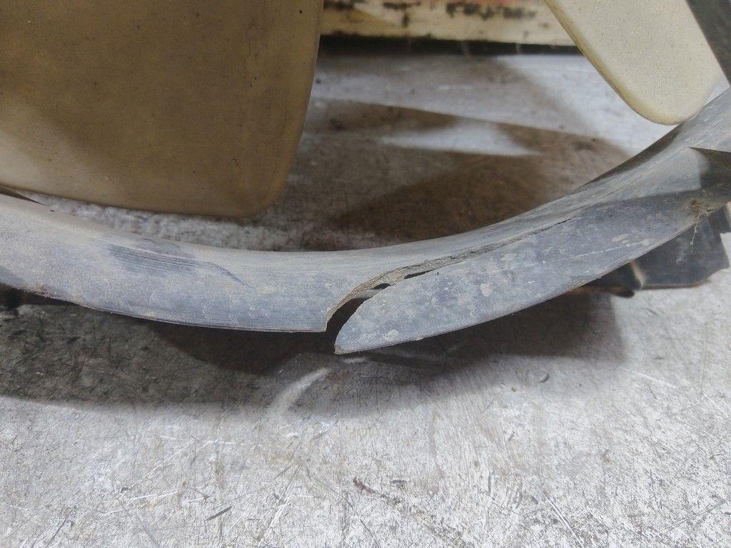 Вентилятор радиатора C2LAQS Mazda Xedos 6 - Фото 4