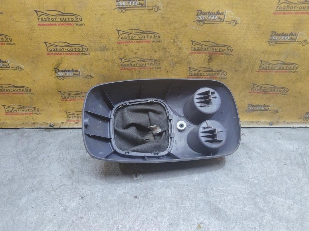 Консоль салона (кулисная часть) VG5QC1 Renault Espace купить в магазине запчастей бу