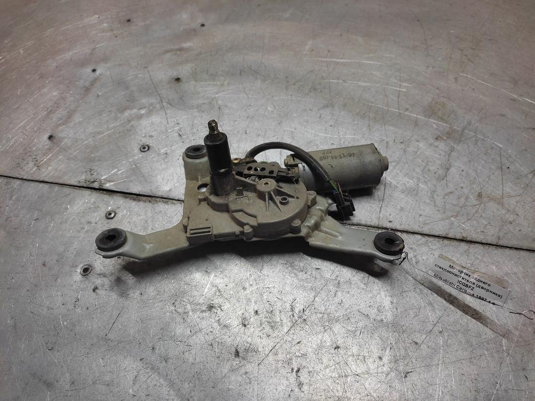 Моторчик заднего стеклоочистителя (дворника) ICQBFZ Mitsubishi Carisma - Фото 1