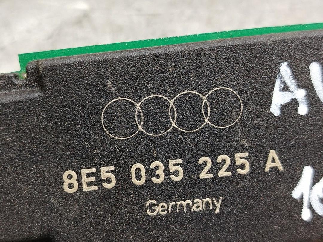 Усилитель антенны I6B0E0 Audi A4 - Фото 4