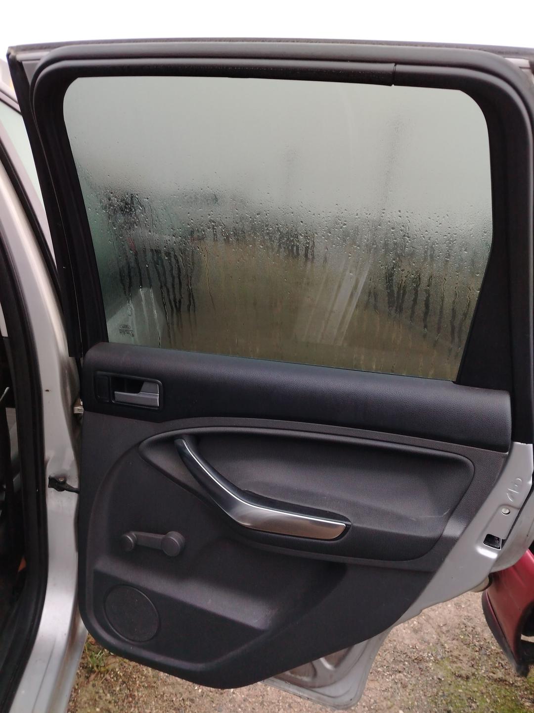 Петля двери задней правой JQ0I7I Ford C-Max