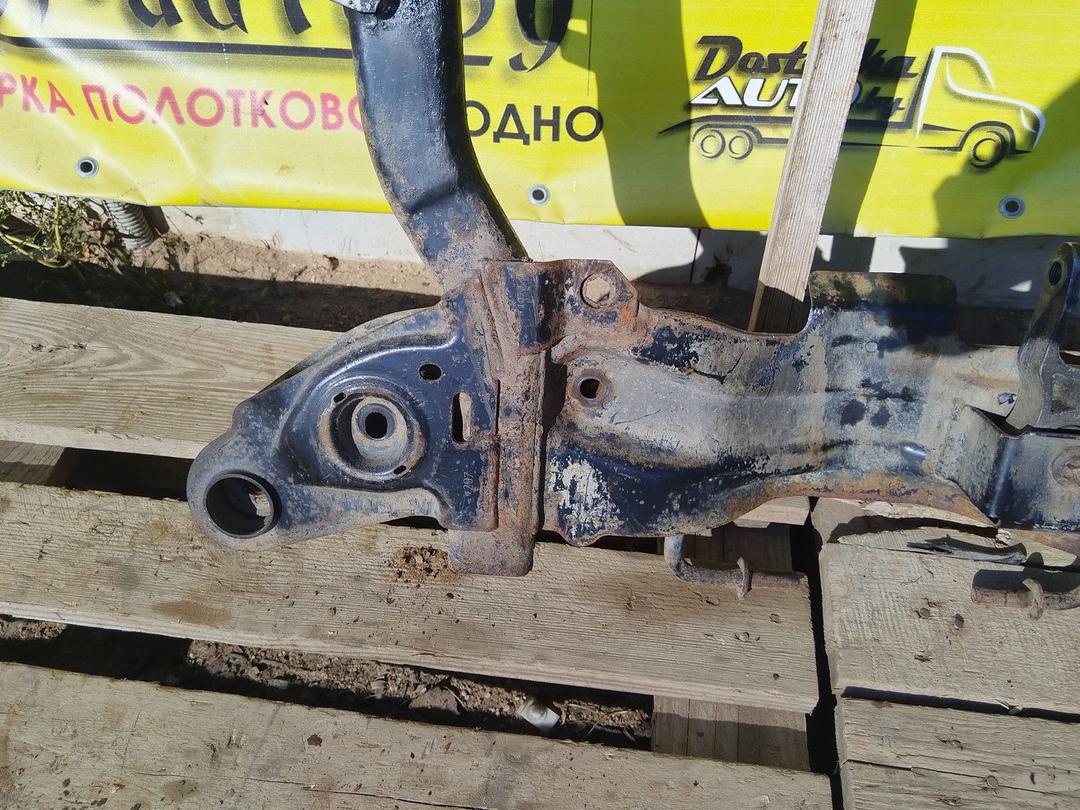 Балка подвески передняя (подрамник) 8TC21R Opel Meriva undefined