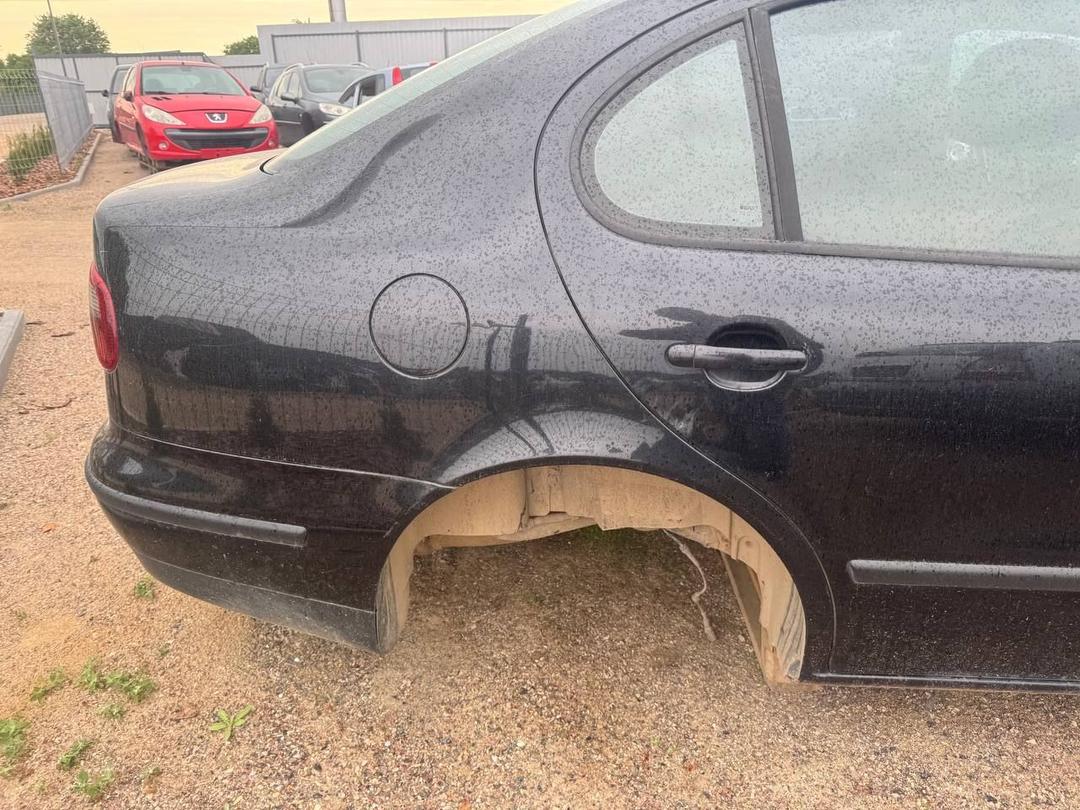 Защита арок задняя правая (подкрылок) BA2G9T Seat Toledo
