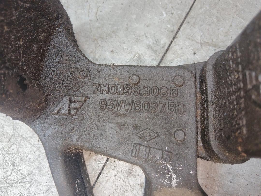 Кронштейн двигателя Z53XX3 Volkswagen Sharan купить с доставкой