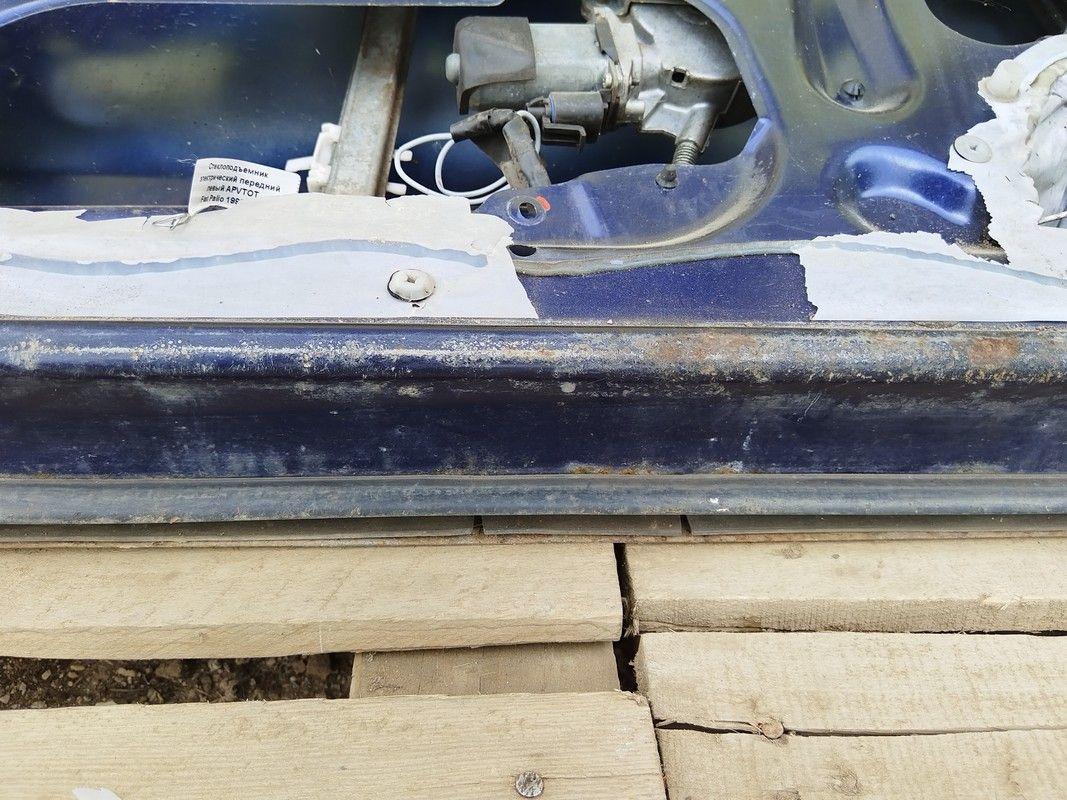 Дверь передняя левая UFZ759 Fiat Palio undefined