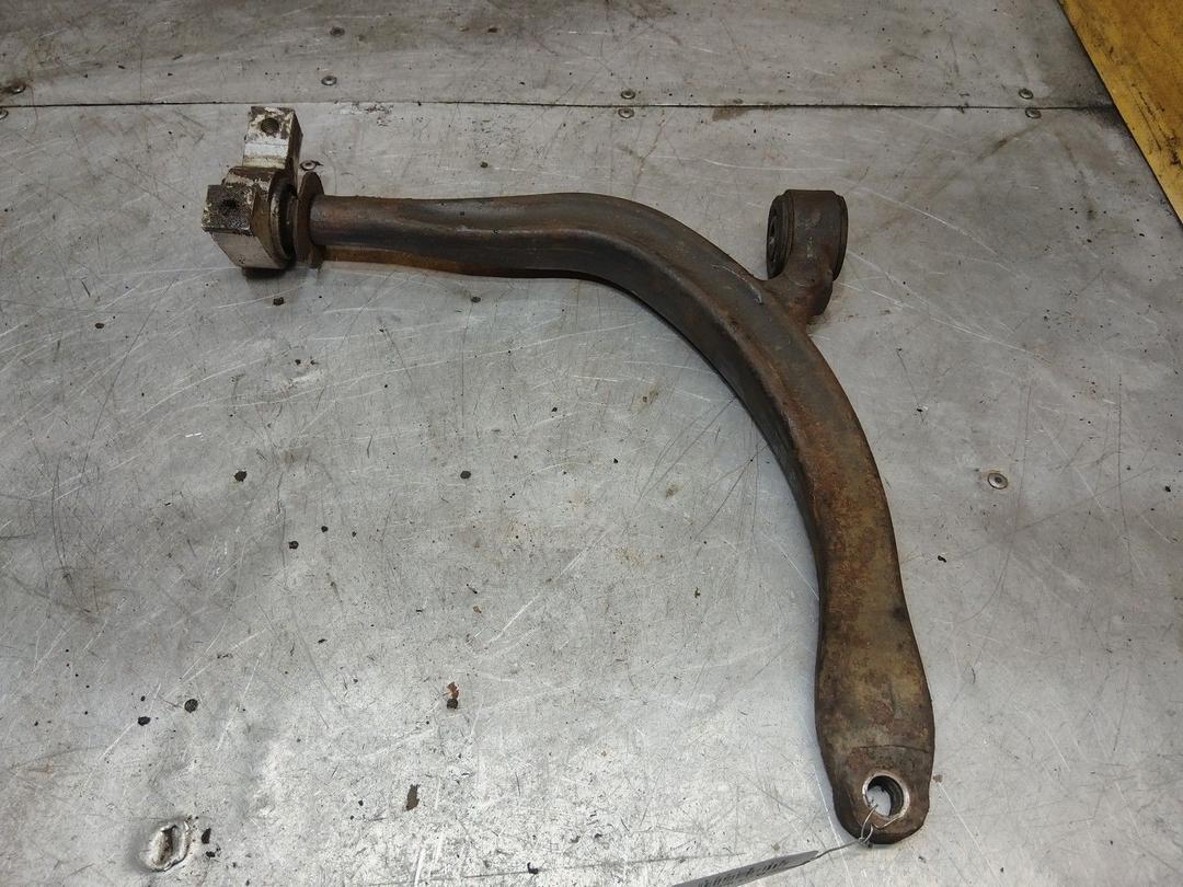 Рычаг передний левый 90BZNJ Citroen C5