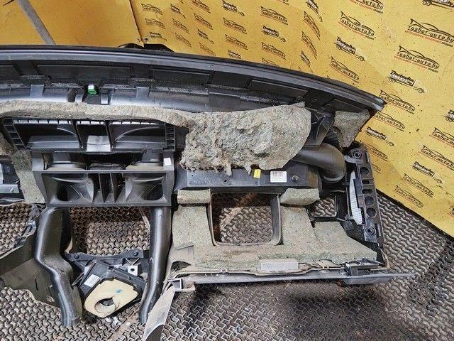 Панель передняя салона (торпедо) BJMMU8 Volvo V70 undefined