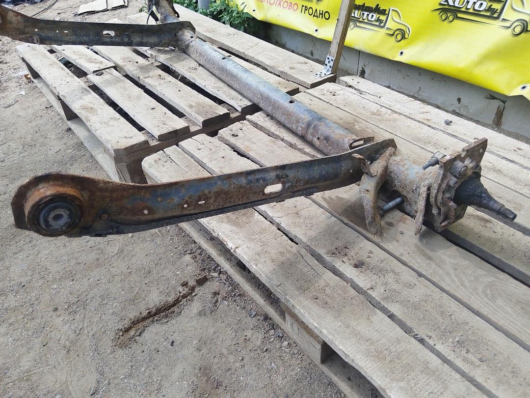 Балка подвески задняя 18T37Y Audi 100 купить на авторазборке