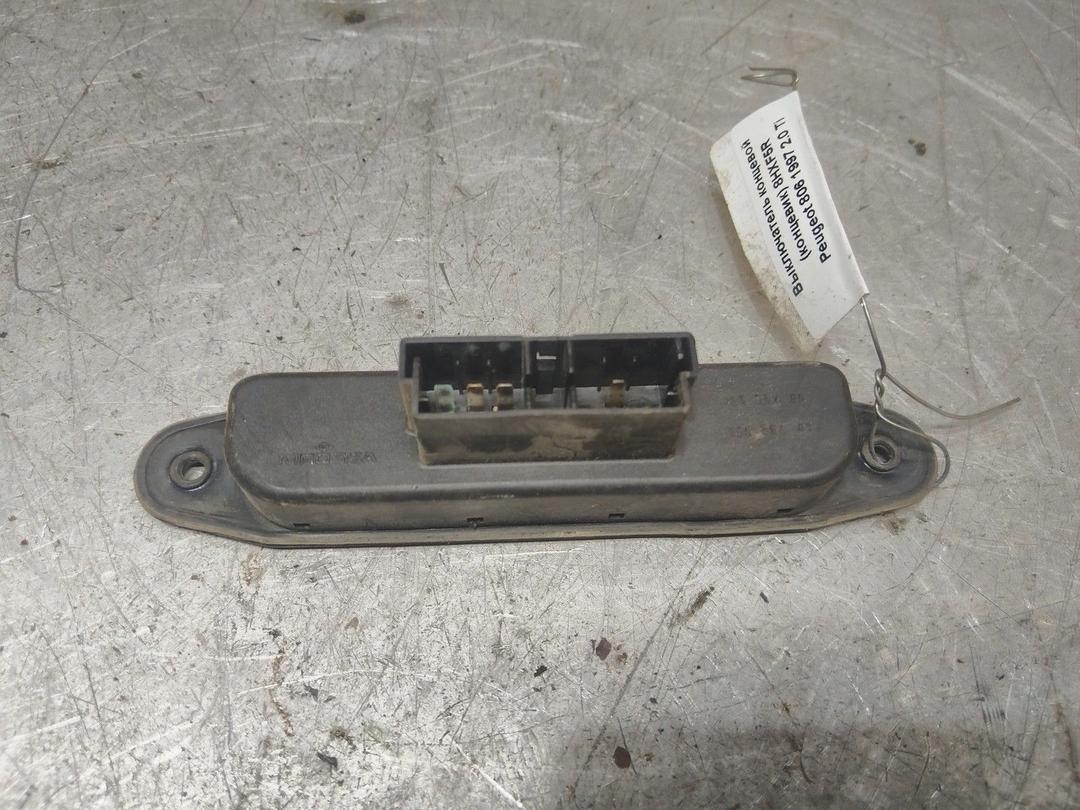 Выключатель концевой (концевик) 8HXF5R Peugeot 806 - Фото 2