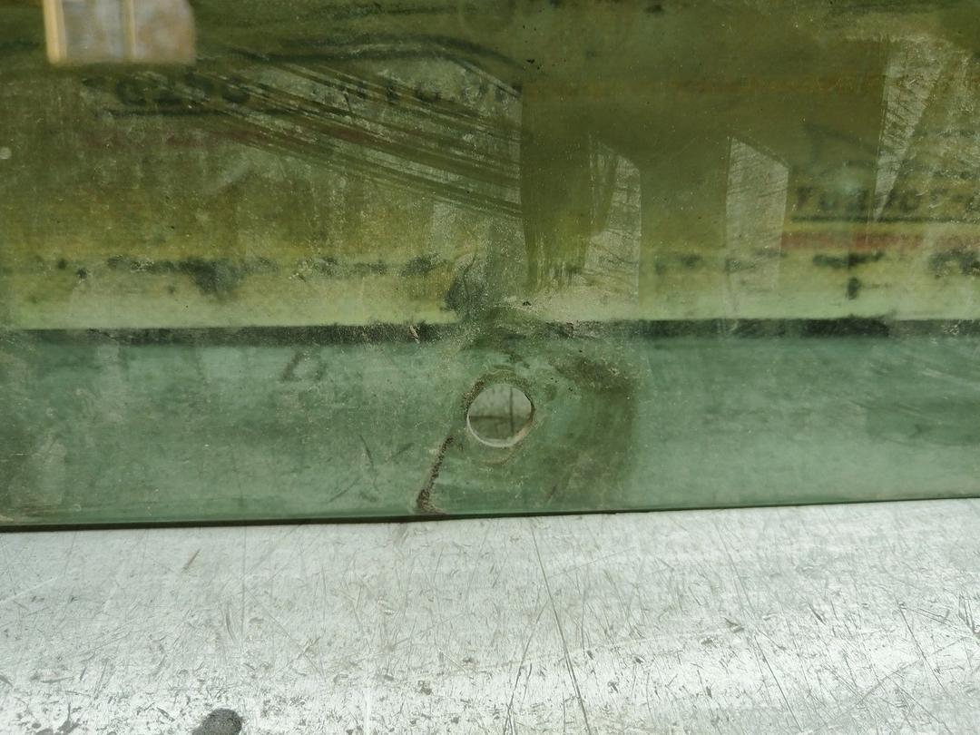 Стекло двери передней правой OW4AY8 Renault Scenic купить в магазине запчастей бу