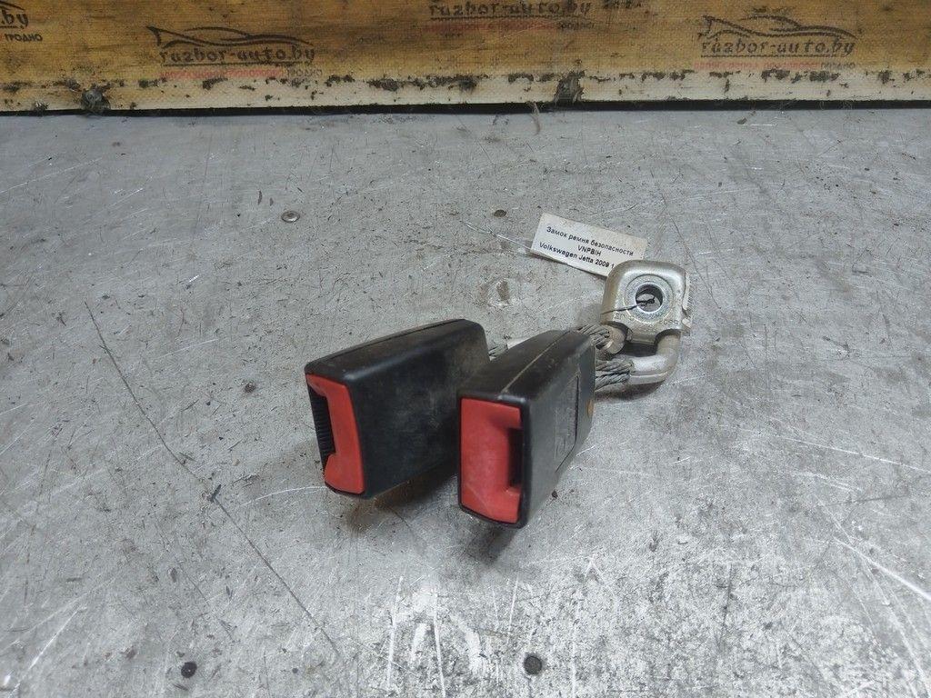 Замок ремня безопасности VNPBIH Volkswagen Jetta - Фото 1