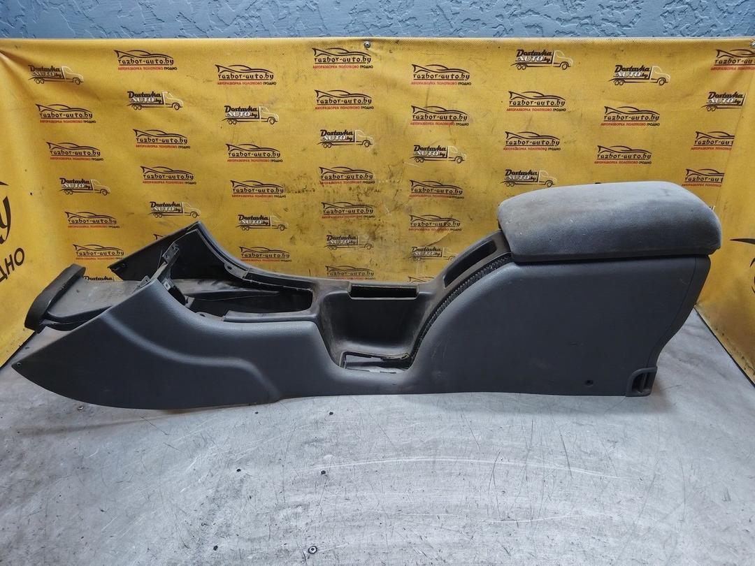 Подлокотник RJJCDK Renault Laguna