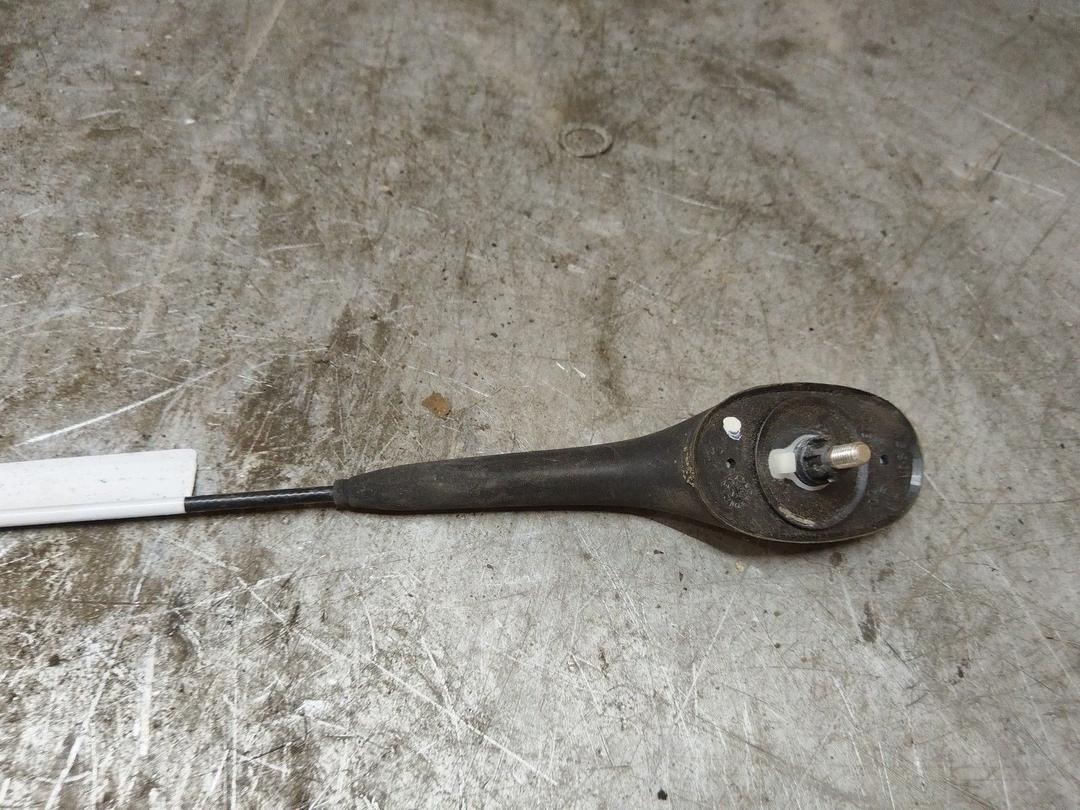 Антенна D7YZ4W Fiat Palio купить на авторазборке