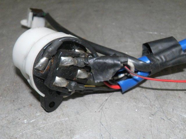 Контактная группа ZD5OM3 Kia Carnival купить в магазине запчастей бу