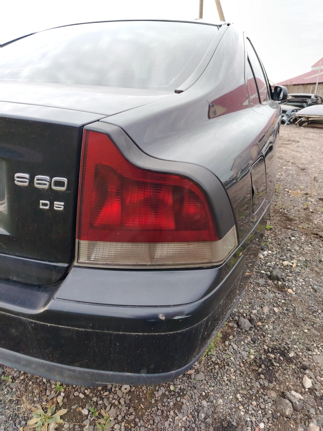 Фонарь задний правый MYQSIJ Volvo S60