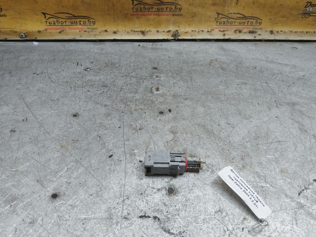 Датчик положения педали сцепления 7J2YU6 Opel Zafira