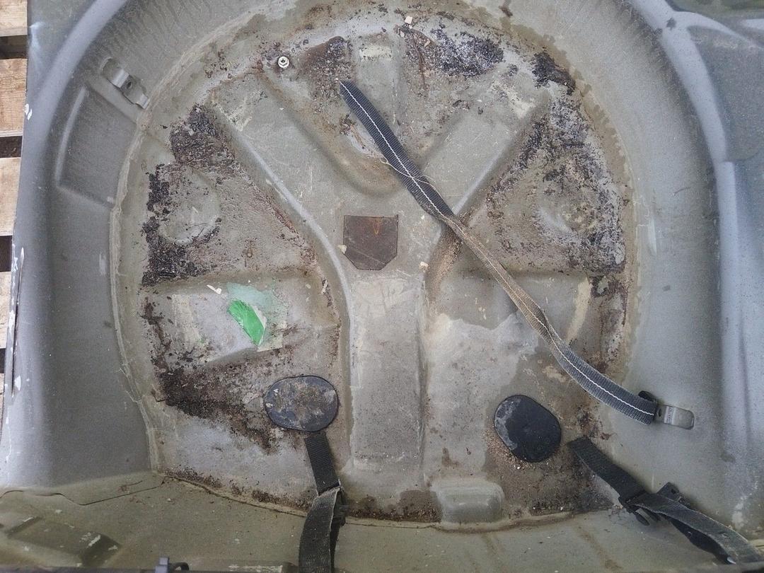 Ниша запасного колеса 4FO6W1 Citroen C3 купить