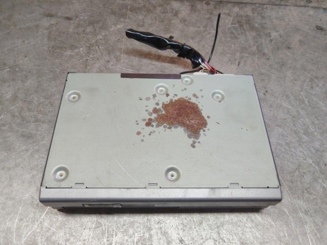 Блок навигации YBUU6E Toyota Avensis Verso купить на авторазборке