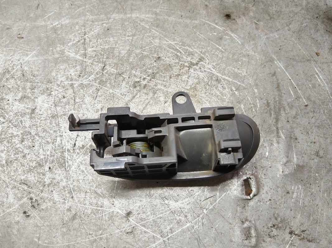 Ручка внутренняя передняя правая TZ4U0G Toyota Aygo - Фото 2