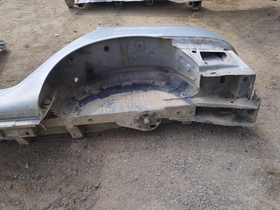 Крыло заднее левое MAZ6N9 Renault Espace купить с доставкой. Огромный выбор запчастей и марок авто. У нас есть практически все.